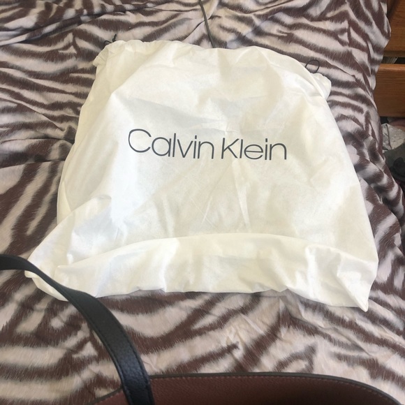 Calvin Klein reversible black/ brown purse - Picture 6 of 8